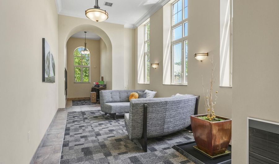 1802 Monroe St 304, Madison, WI 53711 - 2 Beds, 2 Bath