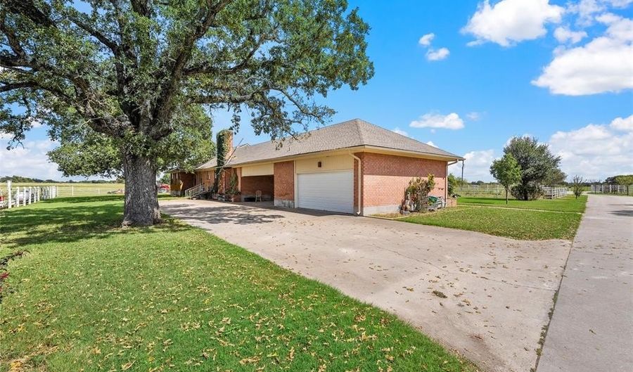 505 HCR 2224 E, Aquilla, TX 76622 - 0 Beds, 0 Bath