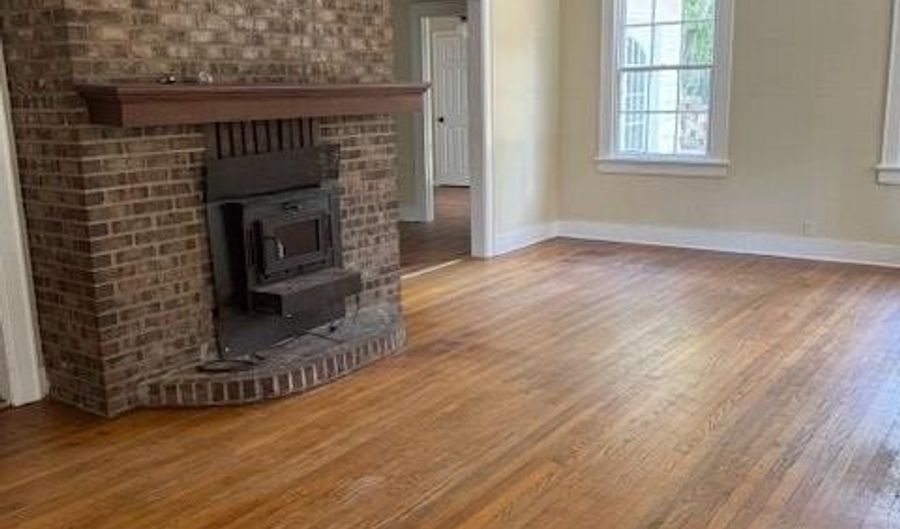 210 Evans, Bainbridge, GA 39819 - 3 Beds, 2 Bath