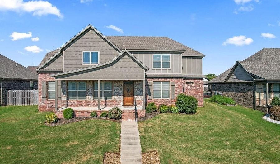 3101 NE Doyle Dr, Bentonville, AR 72712 - 5 Beds, 3 Bath