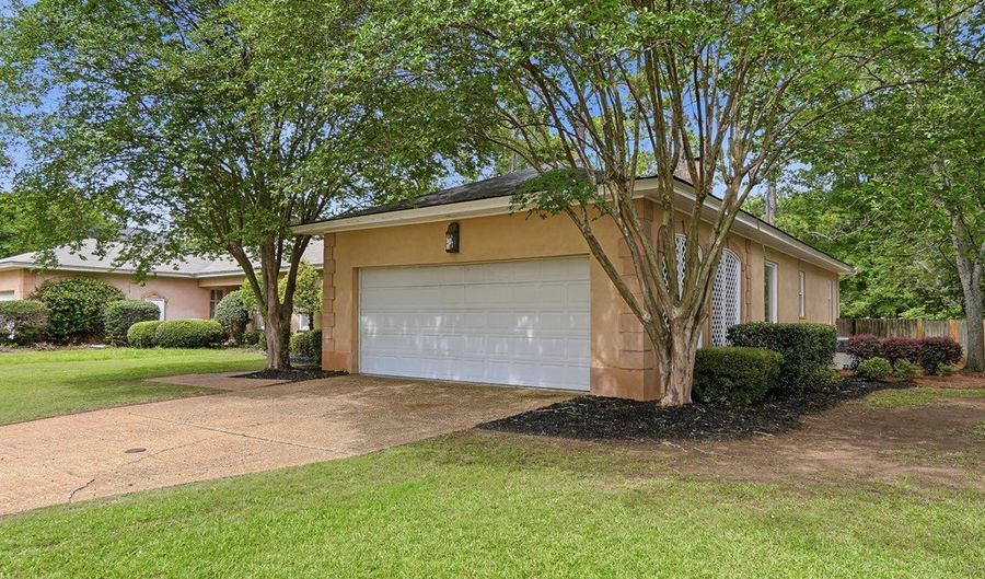 2316 Old Dominion Rd, Albany, GA 31721 - 3 Beds, 3 Bath