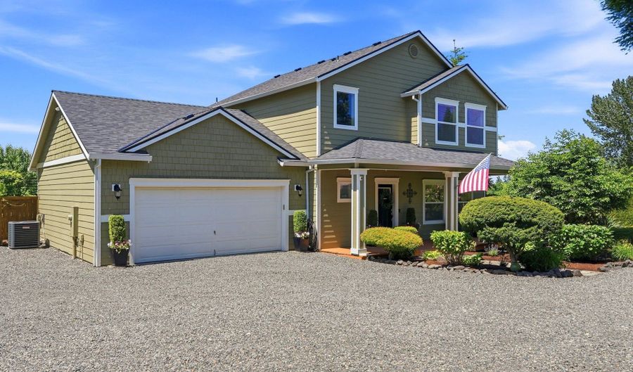 8975 SE 282ND Ave, Boring, OR 97009 - 3 Beds, 3 Bath