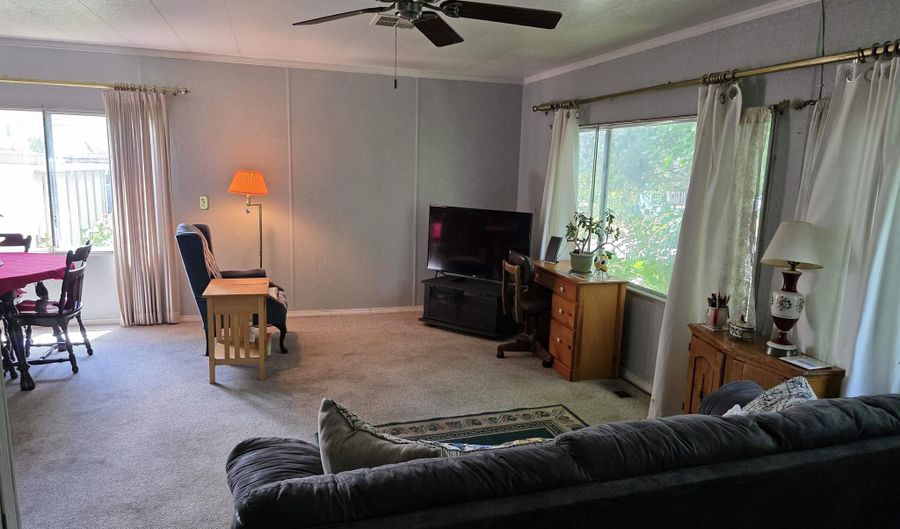 1905 Waverly Dr SE 62, Albany, OR 97322 - 2 Beds, 2 Bath