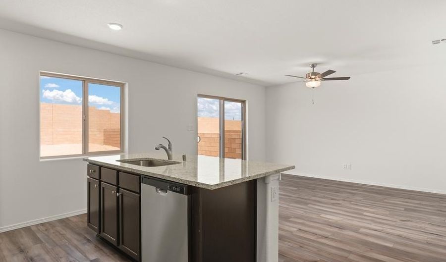 2623 Desi Loop, Belen, NM 87002 - 3 Beds, 3 Bath