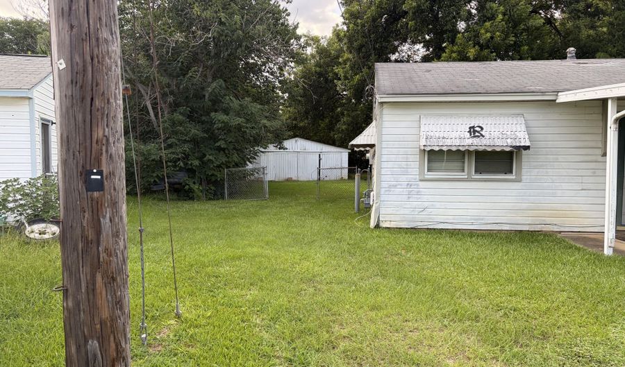 1300 Bruce St, Augusta, GA 30901 - 2 Beds, 1 Bath