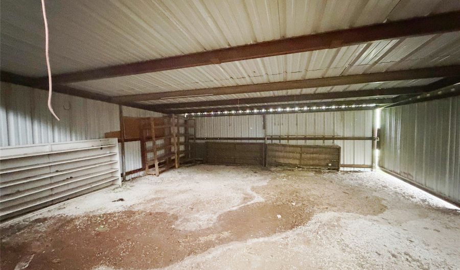 3210 E Lake Rd, Abilene, TX 79601 - 6 Beds, 4 Bath