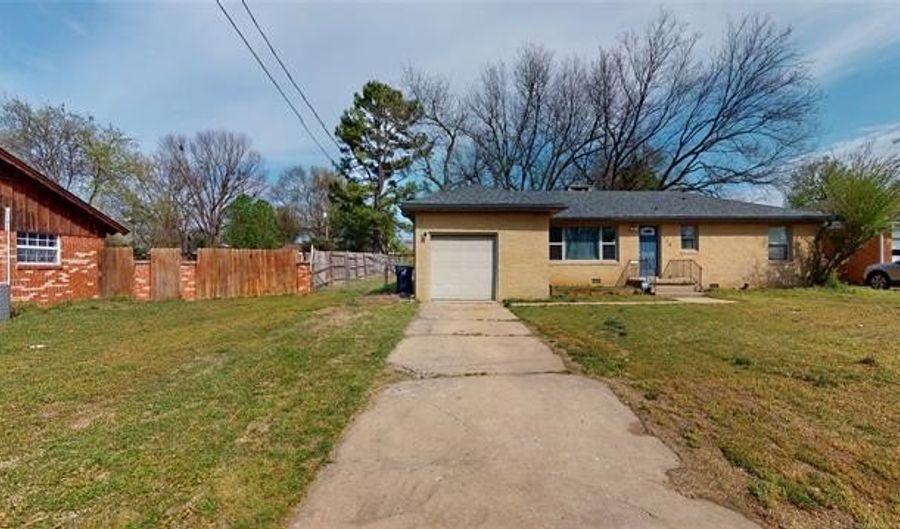 520 N Crownpoint Dr, Ada, OK 74820 - 2 Beds, 2 Bath