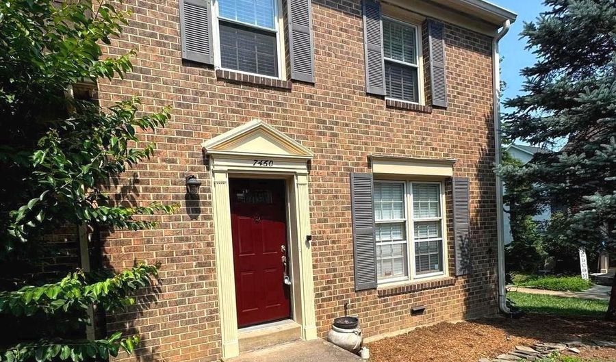 7460 ADAMS PARK Ct, Annandale, VA 22003 - 3 Beds, 4 Bath