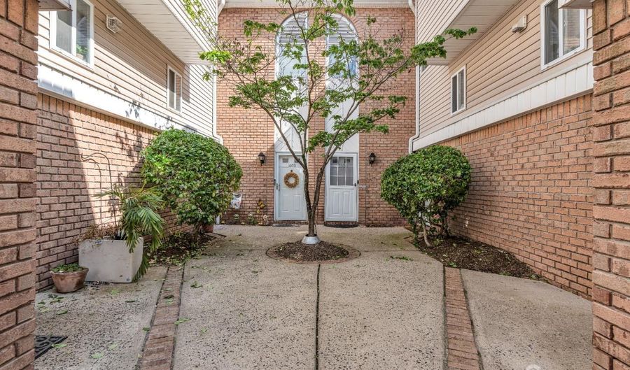 1606 Madaline Dr, Avenel, NJ 07001 - 2 Beds, 3 Bath
