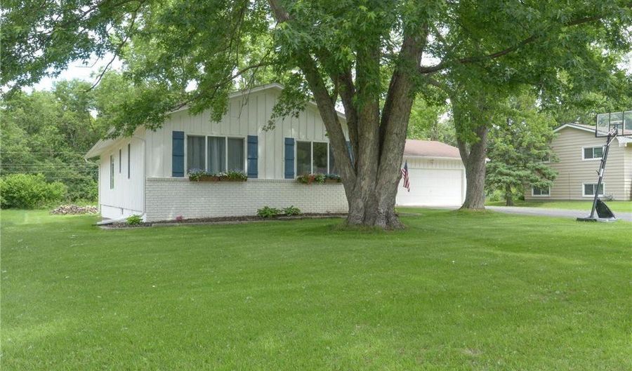 2603 140th Ln NW, Andover, MN 55304 - 3 Beds, 1 Bath
