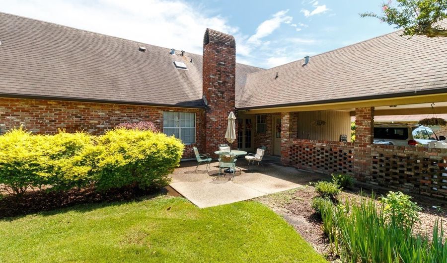 12273 E Millburn Ave, Baton Rouge, LA 70815 - 4 Beds, 3 Bath