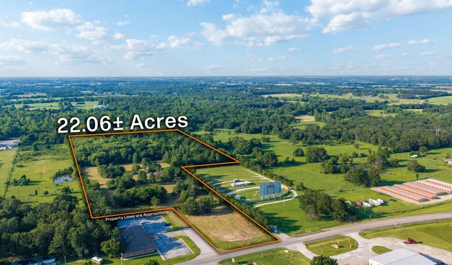 60 E Church St, Aurora, MO 65605 - 0 Beds, 0 Bath