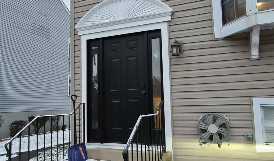 22 MONFERRATO Ct, Bear, DE 19701 - 2 Beds, 2 Bath