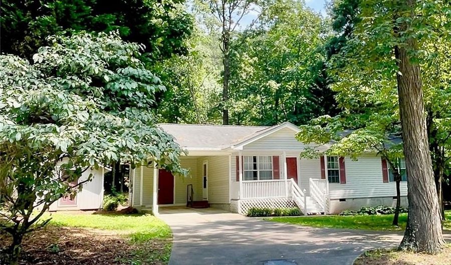 1161 Gardner Springs Rd SE, Adairsville, GA 30103 - 4 Beds, 2 Bath