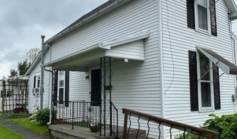 12 Alvina St, Batesville, IN 47006 - 2 Beds, 2 Bath