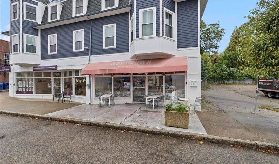 37 Main St, East Greenwich, RI 02818 - 0 Beds, 0 Bath