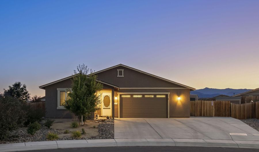 107 Amberwood Ct, Dayton, NV 89403 - 3 Beds, 2 Bath