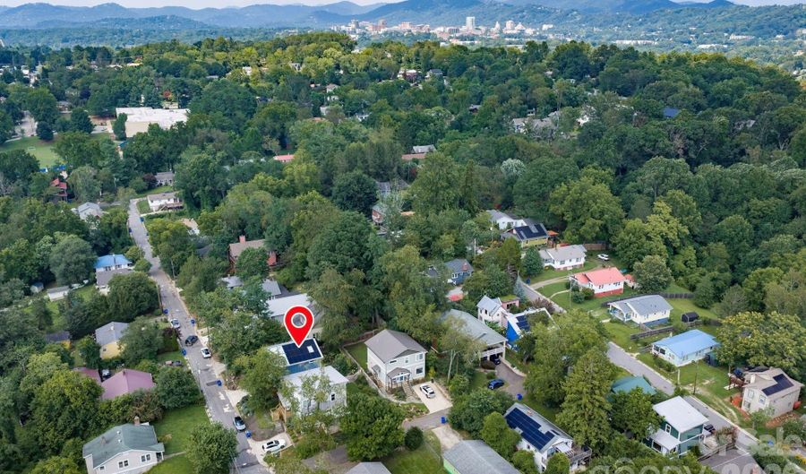 82 Frances St, Asheville, NC 28806 - 3 Beds, 3 Bath