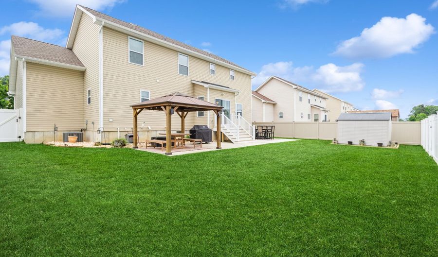 96 Bridle Path, Bayville, NJ 08721 - 4 Beds, 3 Bath