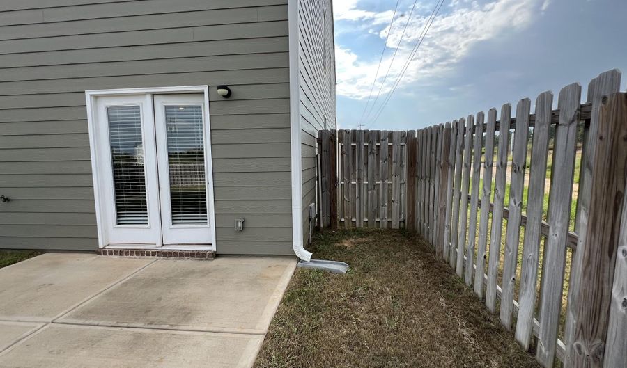 6120 Beadlow St, Aiken, SC 29801 - 5 Beds, 3 Bath