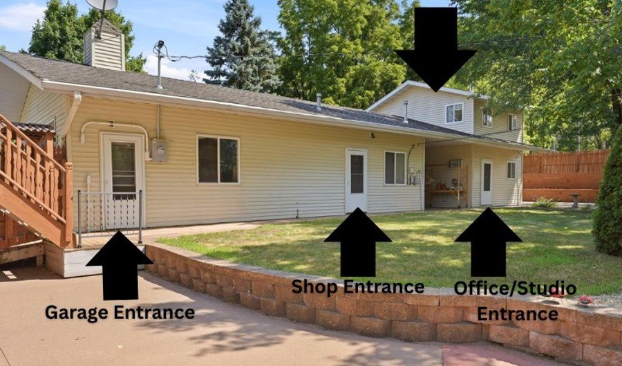 1218 5th Ave, Anoka, MN 55303 - 2 Beds, 2 Bath