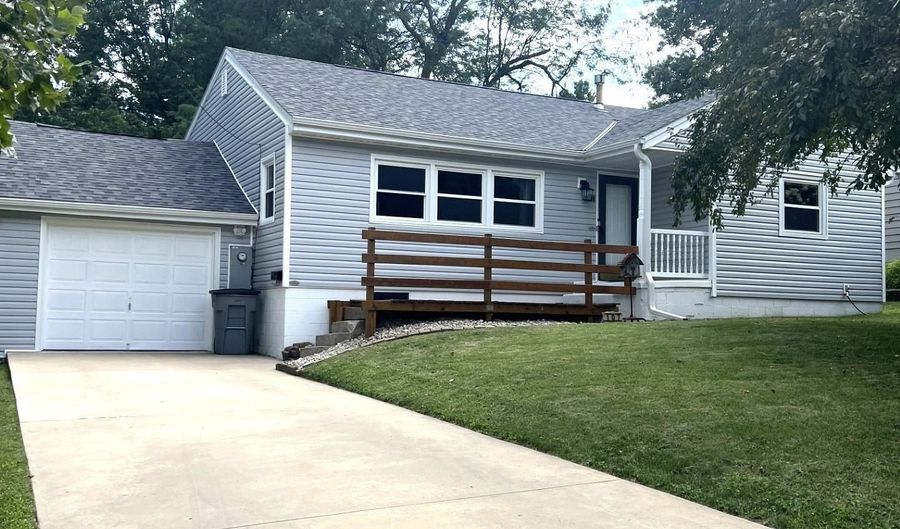 107 E 13 St, Atlantic, IA 50022 - 3 Beds, 2 Bath