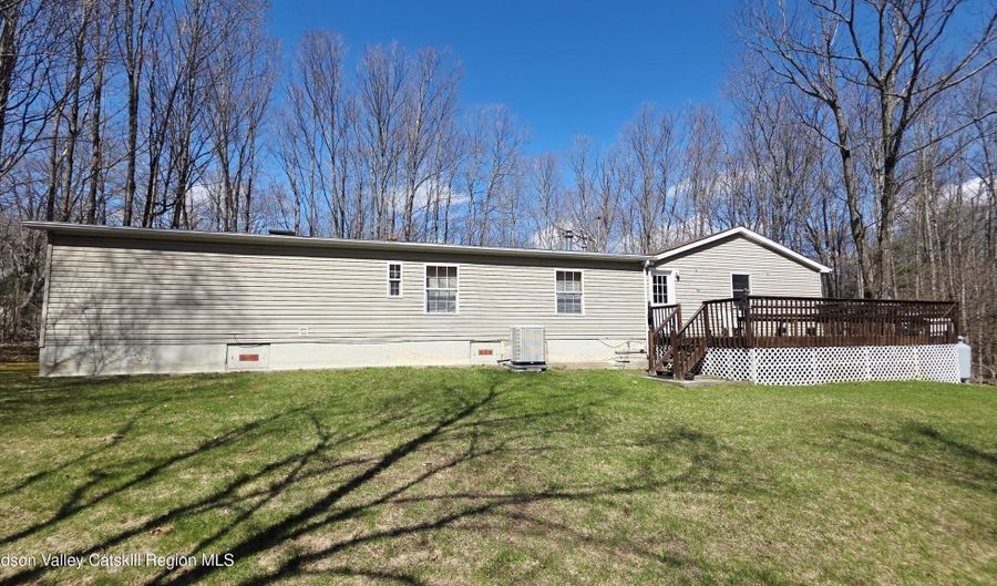 141 Old S Durham Hwy, Acra, NY 12405 - 3 Beds, 2 Bath