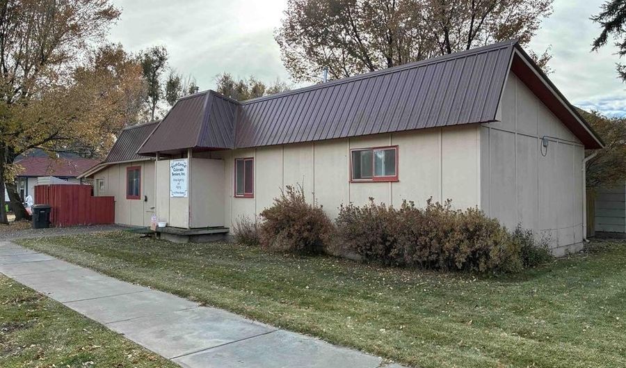 1116 Third St, Alamosa, CO 81101 - 3 Beds, 1 Bath