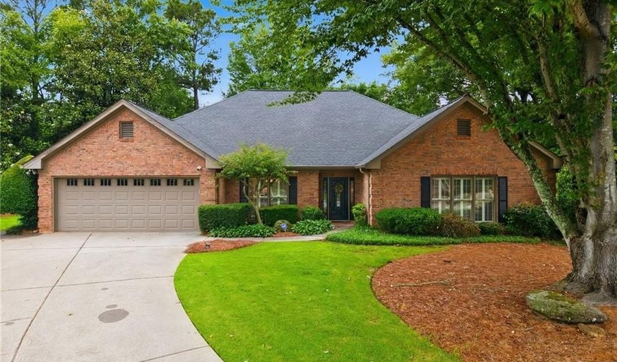 965 Knoll Crest Ct, Alpharetta, GA 30004 - 3 Beds, 3 Bath