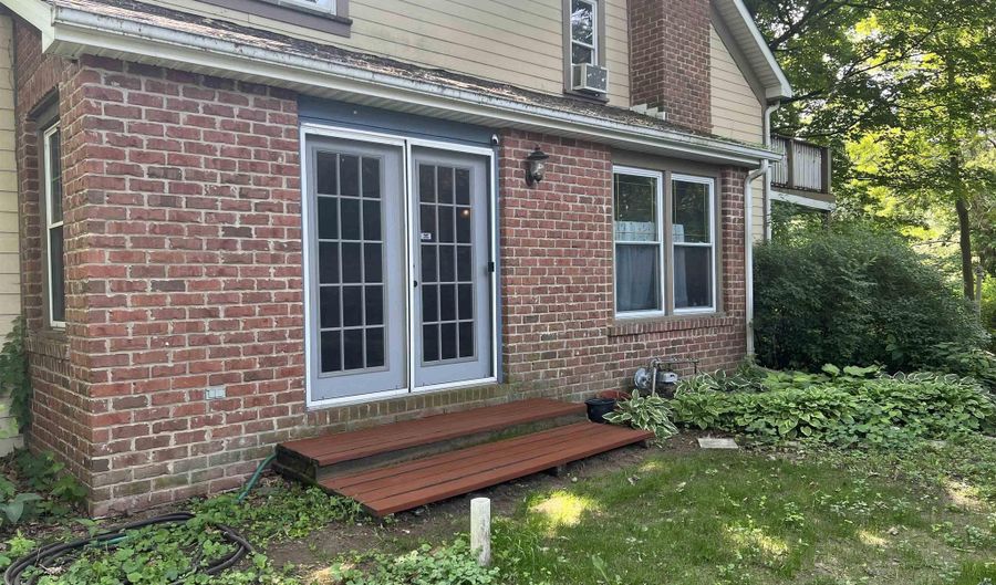 203 Jefferson St, Battle Ground, IN 47920 - 3 Beds, 2 Bath