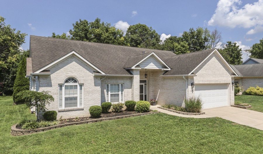 120 Golden Tree Ln, Indianapolis, IN 46227 - 3 Beds, 2 Bath