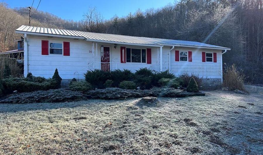 164 MAPLE Ln, Clear Fork, WV 24822 - 3 Beds, 1 Bath