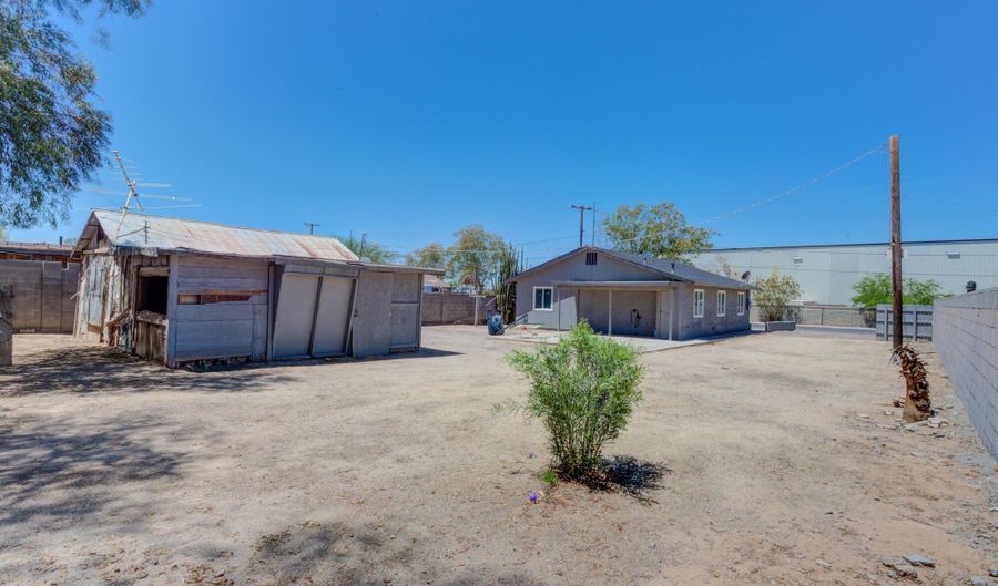 431 S HIDALGO Rd, Chandler, AZ 85225 - 3 Beds, 2 Bath