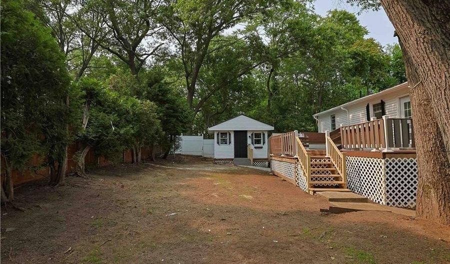 259 Buttonwoods Ave, Warwick, RI 02886 - 3 Beds, 2 Bath
