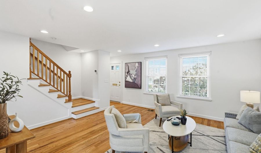 4600 30TH Rd S, Arlington, VA 22206 - 3 Beds, 2 Bath