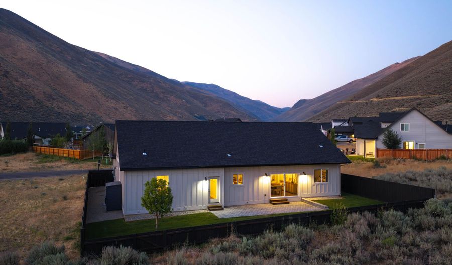 155 Cowcatcher Loop, Bellevue, ID 83313 - 3 Beds, 2 Bath