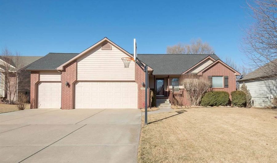 628 ANDERSON, Andale, KS 67001 - 4 Beds, 3 Bath