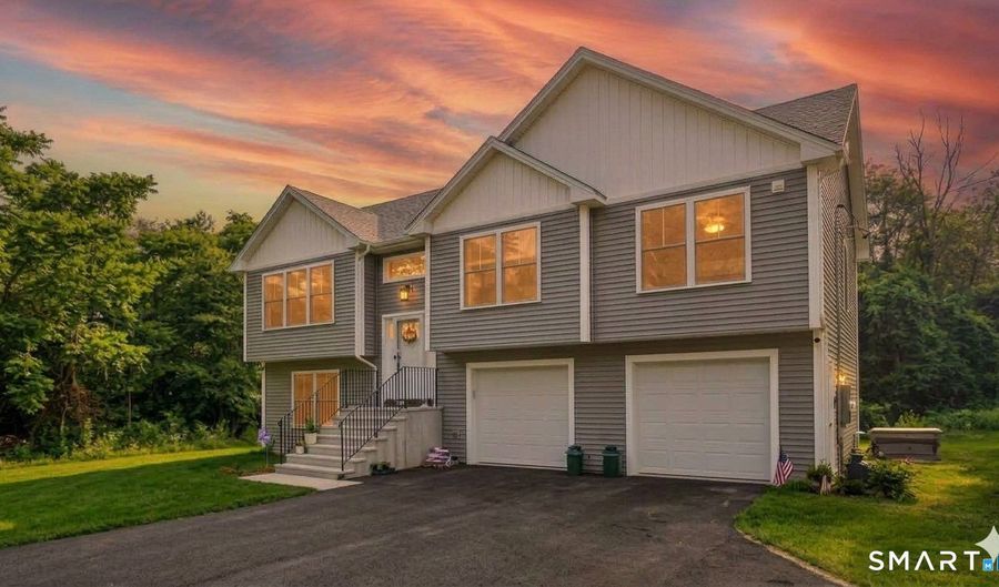 89 Lisbon Rd, Canterbury, CT 06331 - 3 Beds, 3 Bath