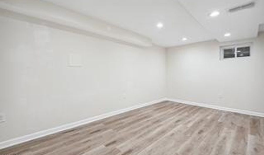 6713 RENITA Ln, Bethesda, MD 20817 - 2 Beds, 2 Bath