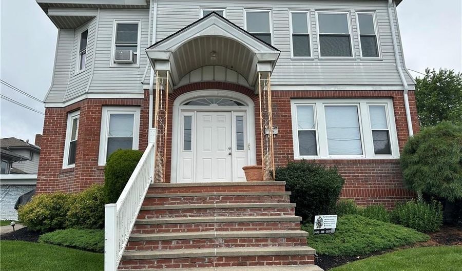 1 Rosemary St 2, Cranston, RI 02920 - 2 Beds, 1 Bath