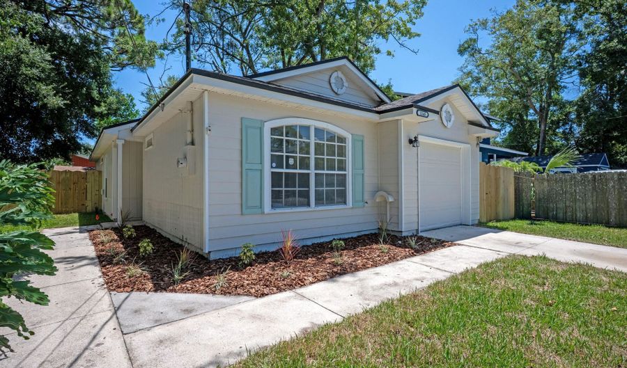 1145 STOCKS St, Atlantic Beach, FL 32233 - 3 Beds, 2 Bath