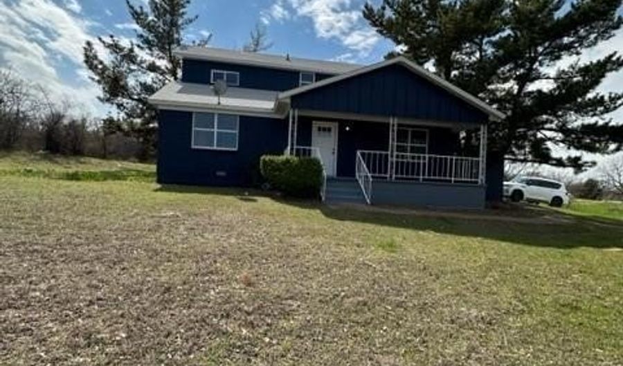 5529 N US Highway 287, Alvord, TX 76225 - 3 Beds, 2 Bath