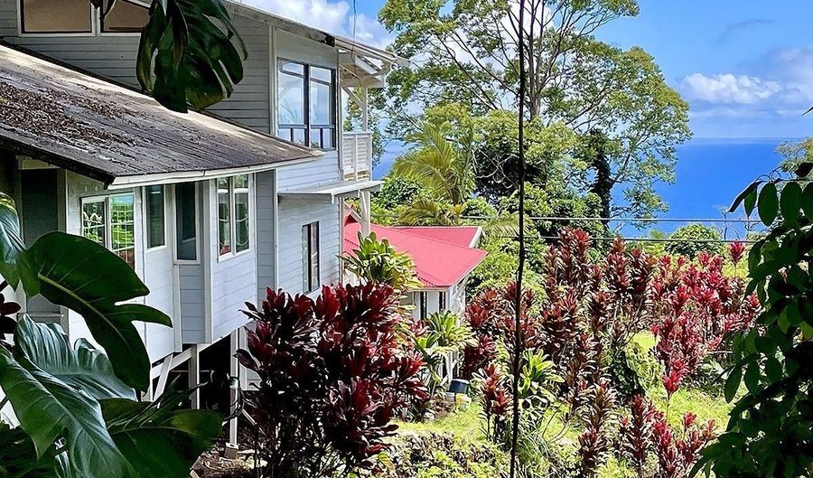 979 Hana Hwy, Hana, HI 96713 - 6 Beds, 3 Bath