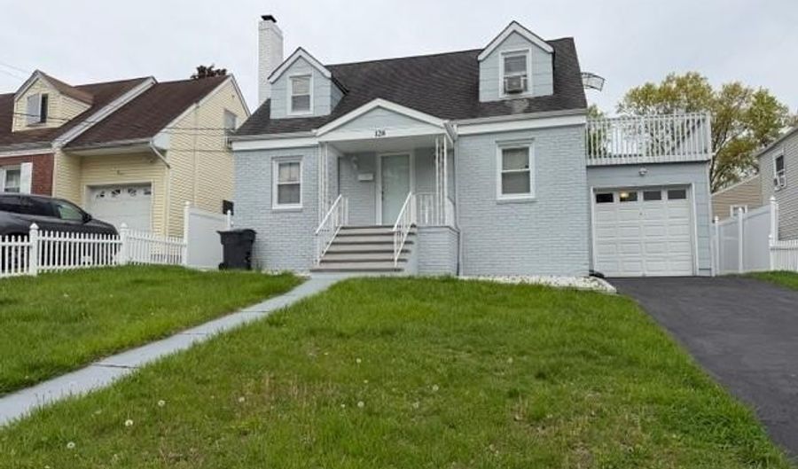 128 Pleasant Ave, Bergenfield, NJ 07621 - 2 Beds, 1 Bath