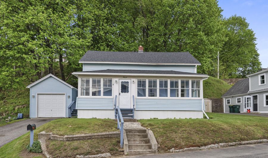 11 Richmond Ln, Adams, MA 01220 - 2 Beds, 2 Bath