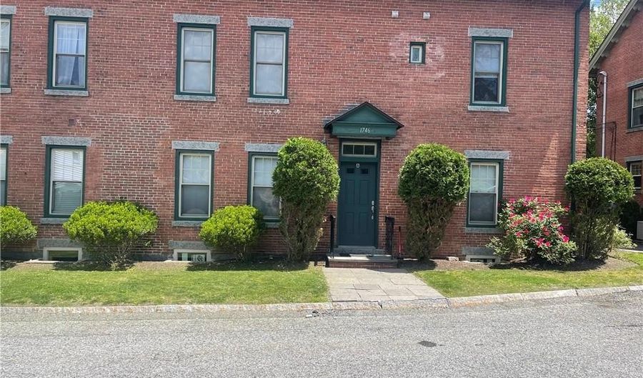 1746 Lonsdale Ave A, Lincoln, RI 02865 - 2 Beds, 1 Bath