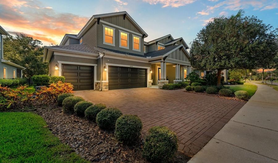 6640 PARK STRAND Dr, Apollo Beach, FL 33572 - 4 Beds, 4 Bath