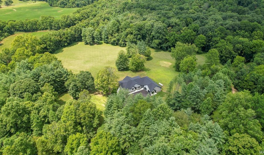 1436 Fayetteville Owen Rd, Bedford, IN 47421 - 5 Beds, 4 Bath