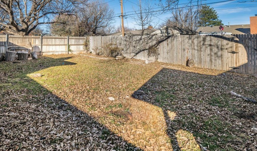 6002 ELMHURST Rd, Amarillo, TX 79106 - 3 Beds, 2 Bath