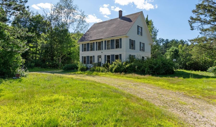 218 Karl Gordon Rd, Alexandria, NH 03222 - 4 Beds, 2 Bath